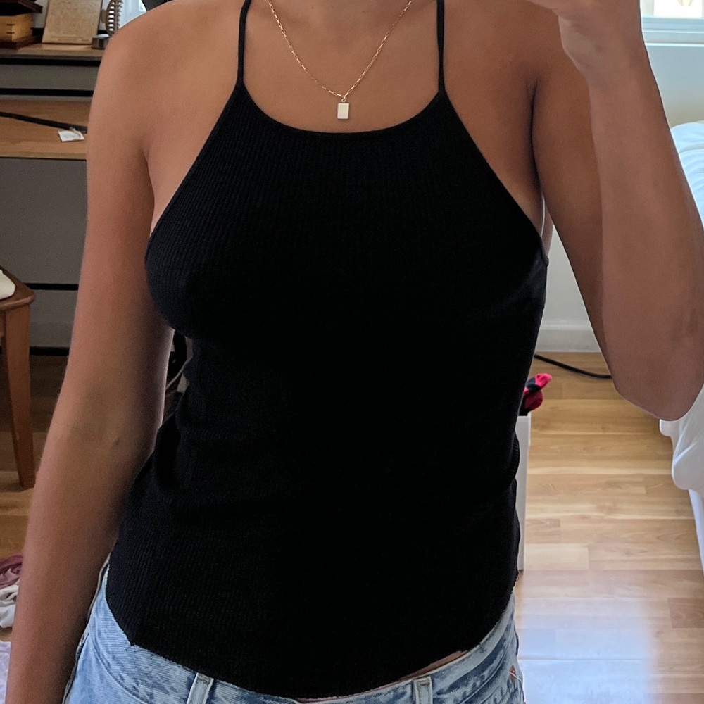 Free people long back ribbed tank with the cutest back!

I adore this top.
